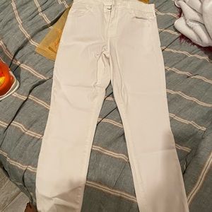 MOTHER- The Looker Crop in Glass Slipper White Skinny Jean